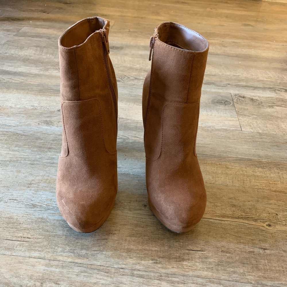 Brown suede heel booties